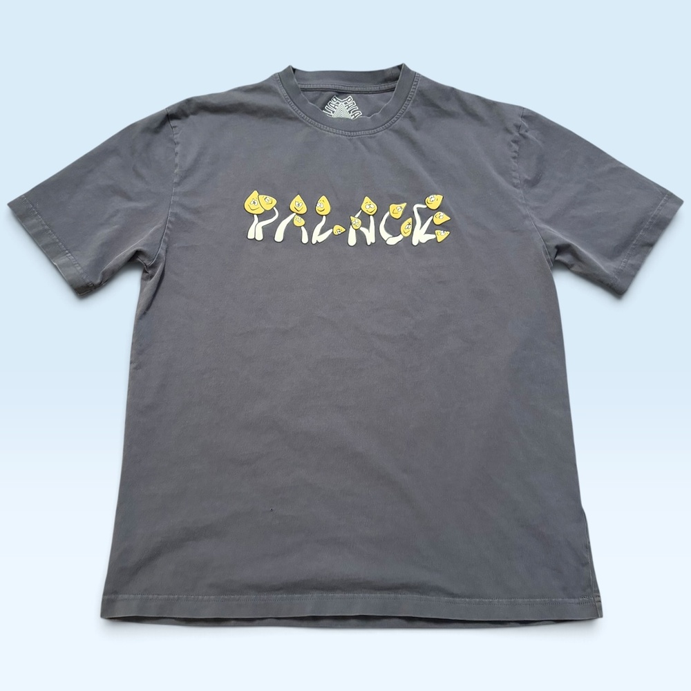 Palace Skateboards Shirt Mens Large Gray Fun Guy Mushroom Graphic Tee T-Shirt